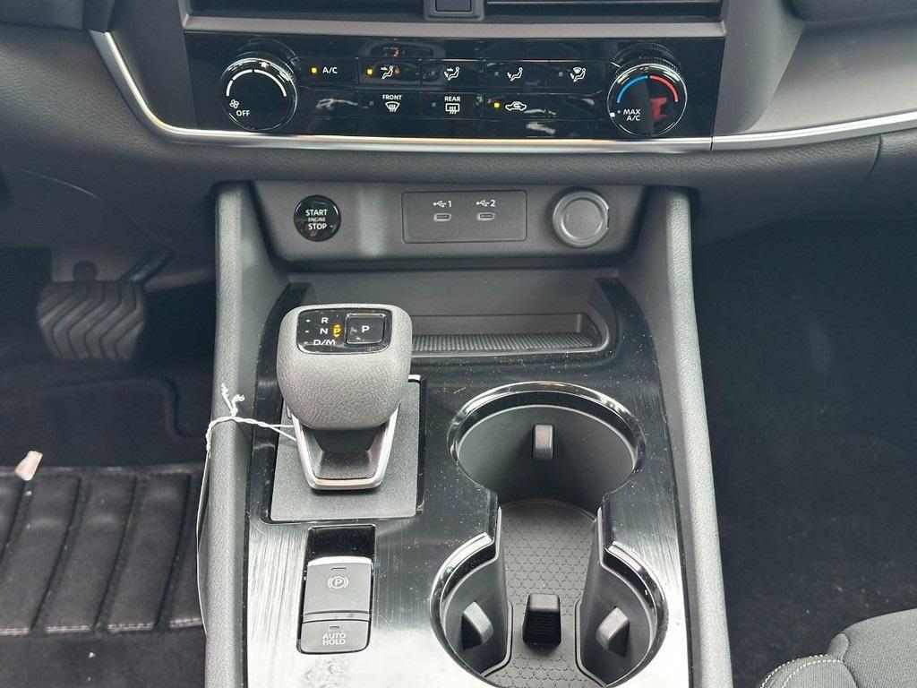 new 2025 Nissan Rogue car, priced at $29,850