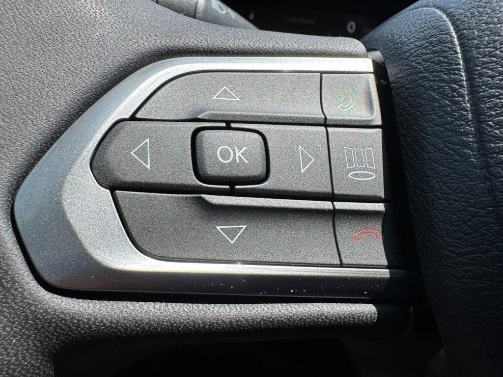 used 2023 Jeep Compass car, priced at $26,444