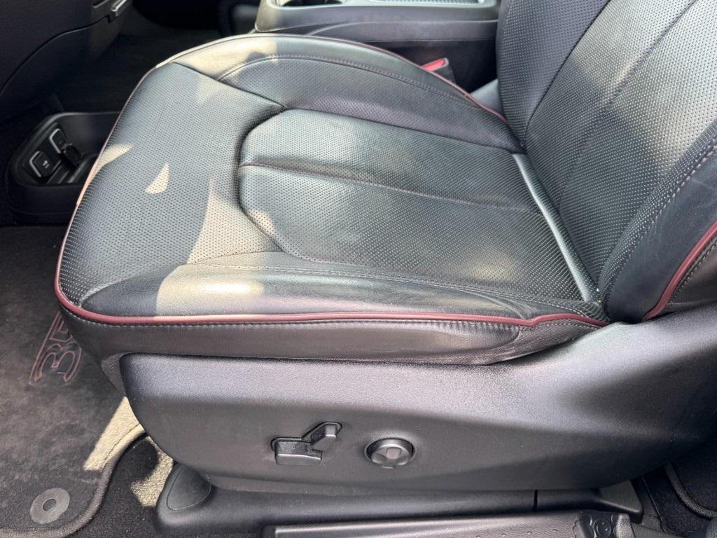 used 2020 Chrysler Pacifica car, priced at $19,998