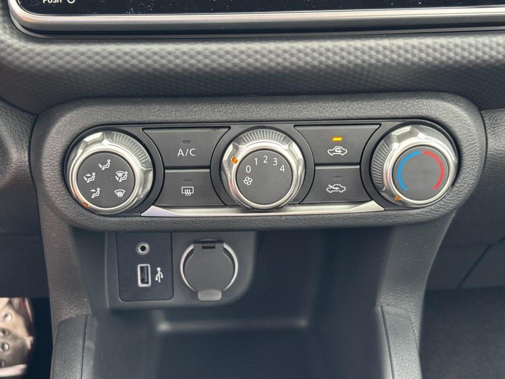 new 2025 Nissan Kicks car, priced at $21,865