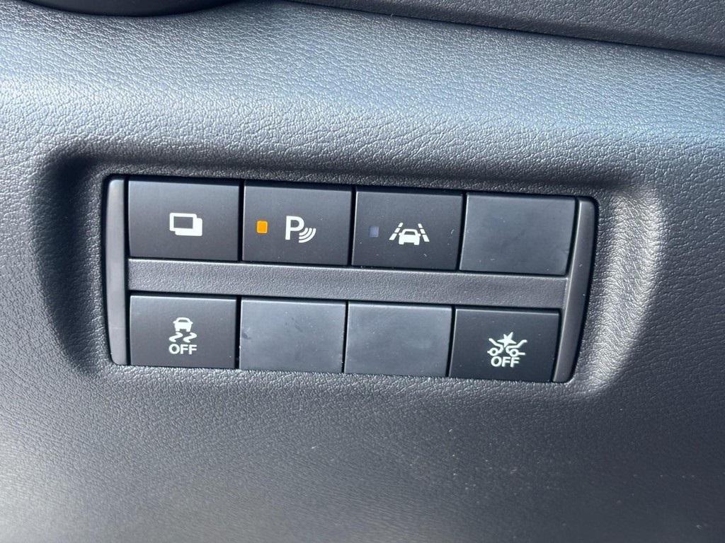 new 2025 Nissan Versa car, priced at $17,500