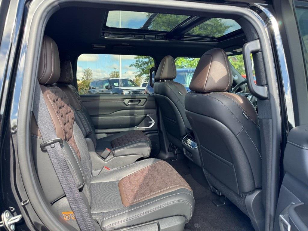 new 2025 Nissan Armada car, priced at $80,450