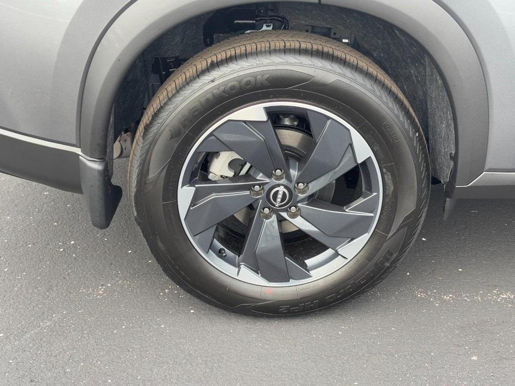 new 2026 Nissan Rogue car, priced at $30,510