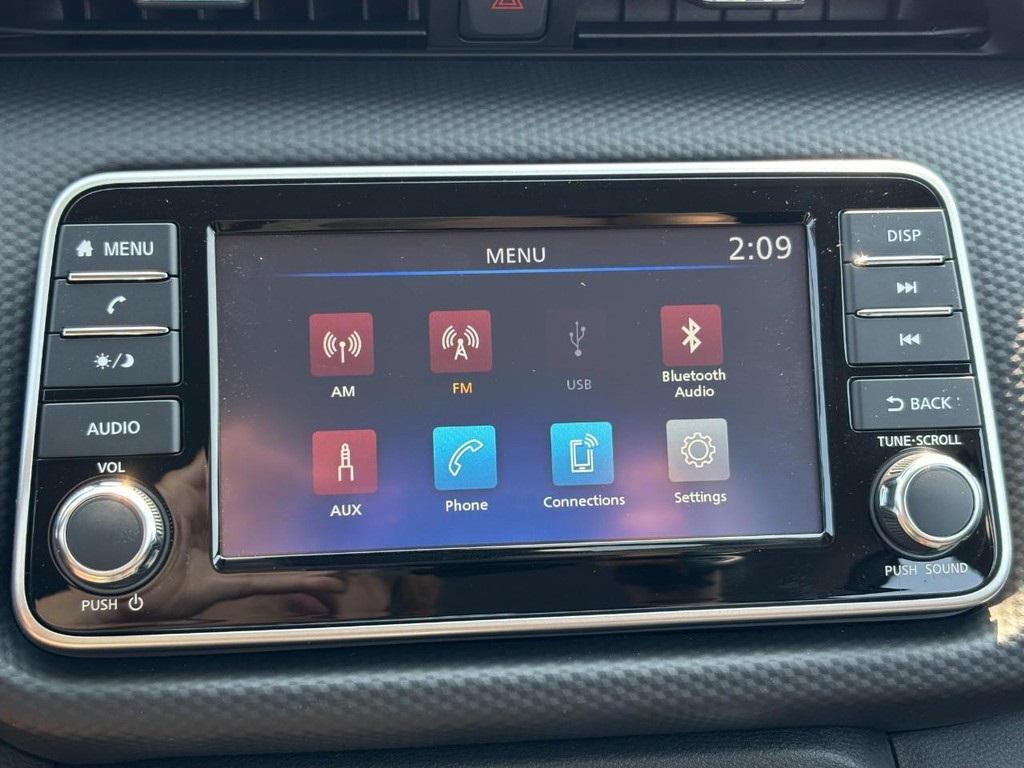 new 2025 Nissan Kicks car, priced at $21,760