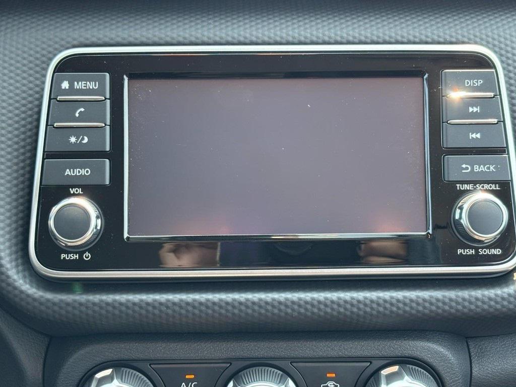 new 2025 Nissan Kicks car, priced at $21,760