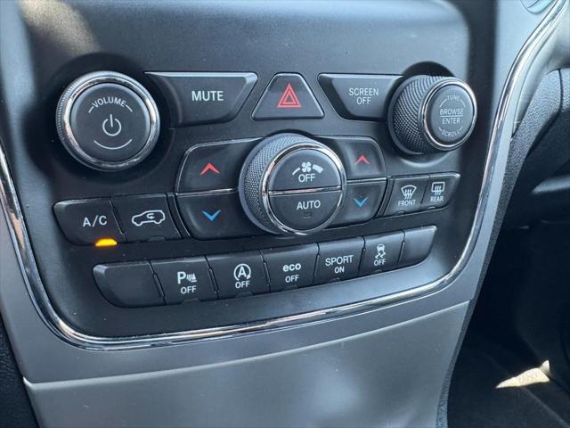 used 2021 Jeep Grand Cherokee car, priced at $23,990