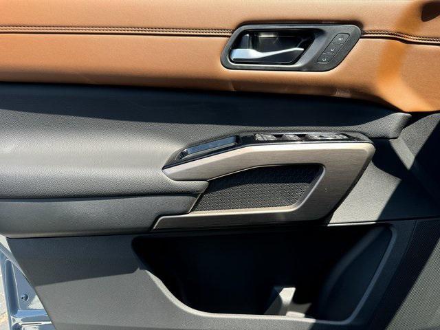 new 2025 Nissan Pathfinder car, priced at $51,205