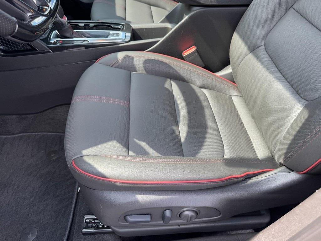 used 2025 Chevrolet TrailBlazer car, priced at $27,988