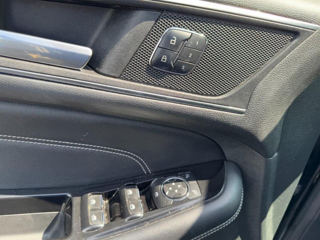 used 2015 Ford Edge car, priced at $10,995