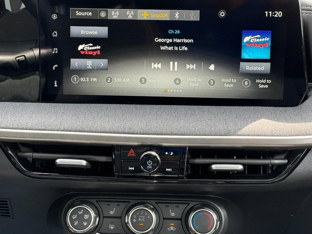 new 2025 Nissan Kicks car, priced at $26,125