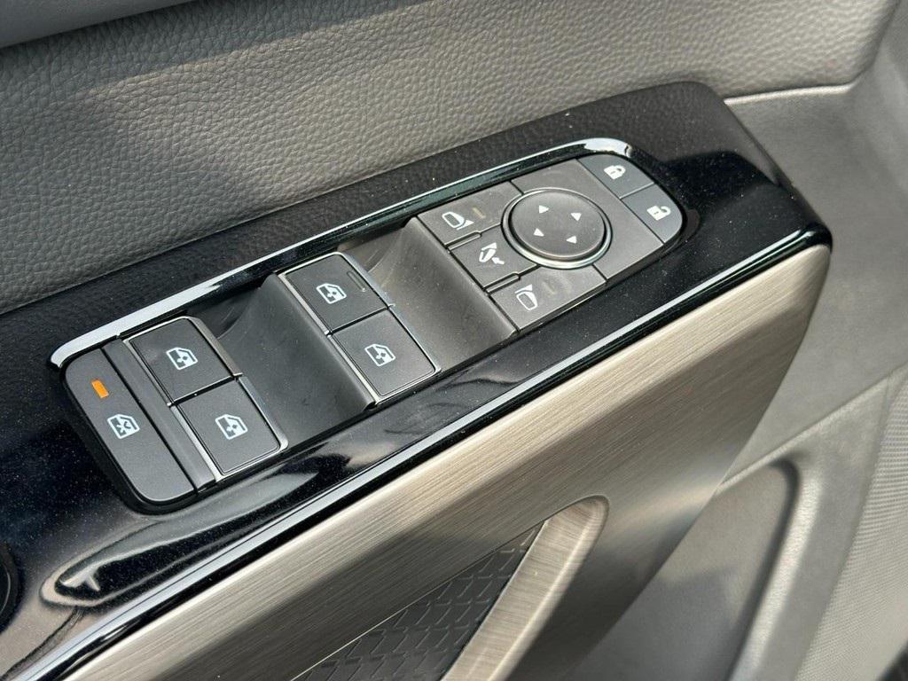 new 2025 Nissan Pathfinder car, priced at $50,441