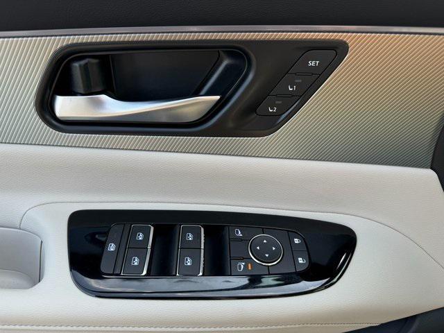 used 2025 Nissan Murano car, priced at $45,995