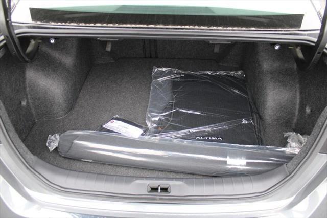 used 2023 Nissan Altima car