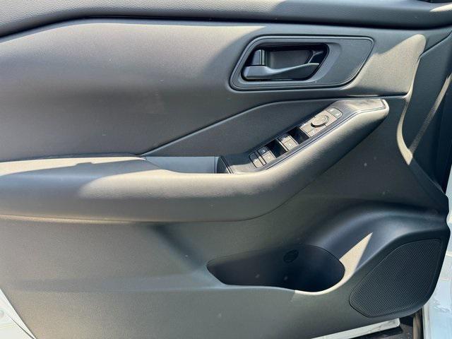 new 2025 Nissan Rogue car, priced at $31,250