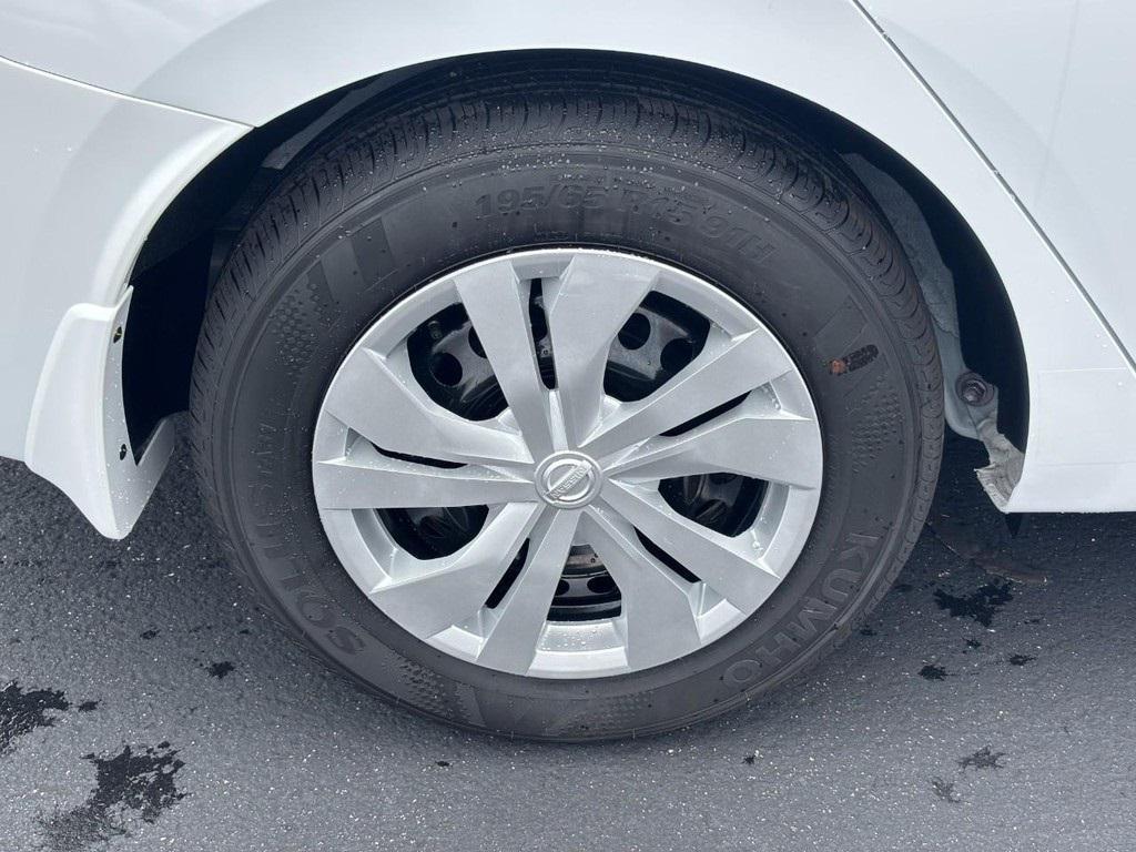 new 2025 Nissan Versa car, priced at $17,250