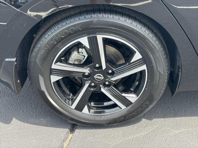 new 2025 Nissan Sentra car, priced at $21,957