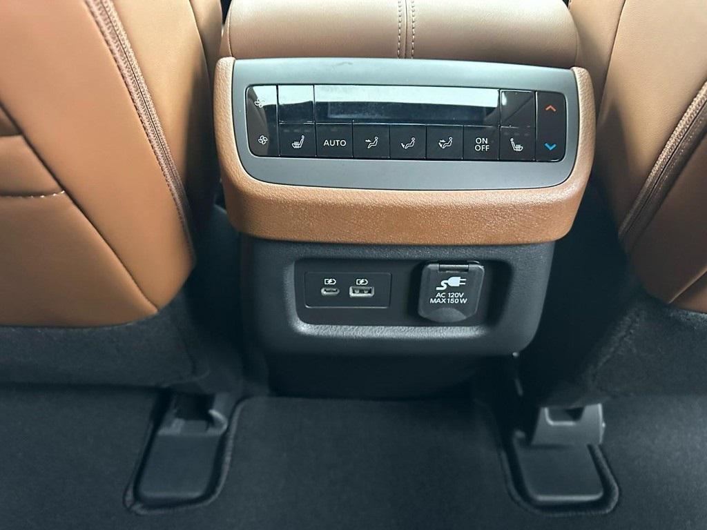 new 2025 Nissan Pathfinder car, priced at $49,485