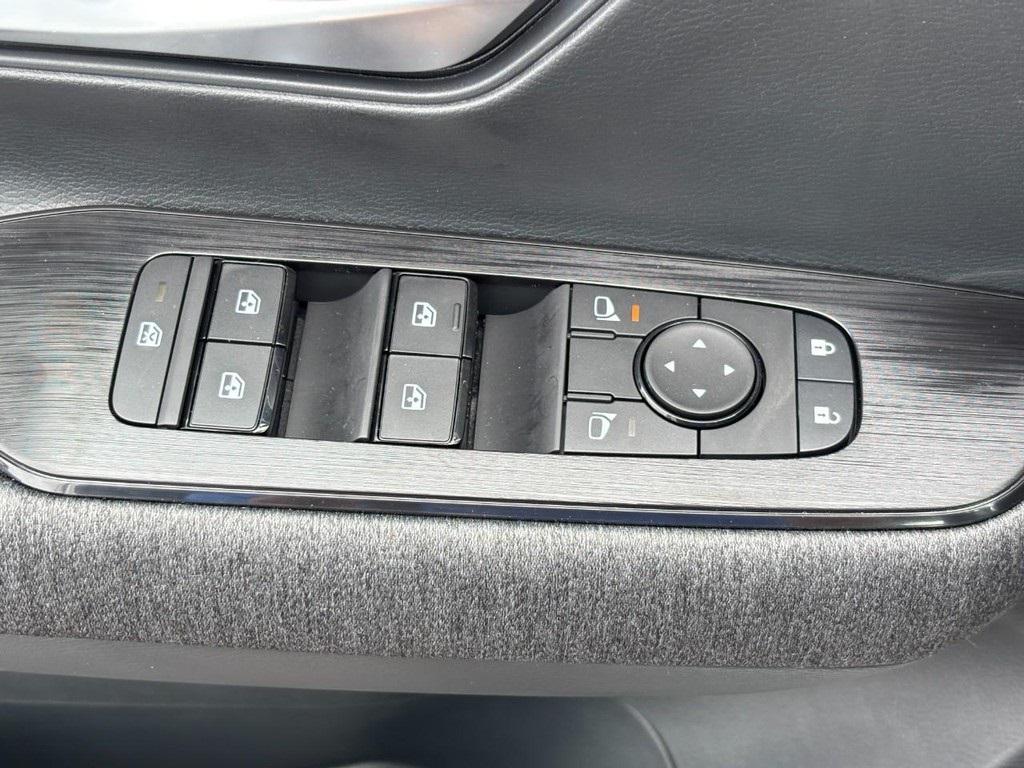 new 2026 Nissan Kicks car, priced at $23,695