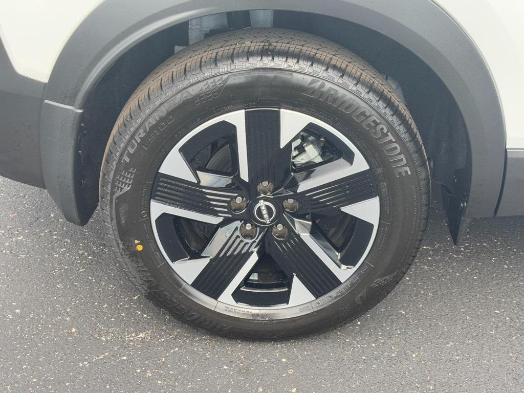 new 2026 Nissan Kicks car, priced at $25,575