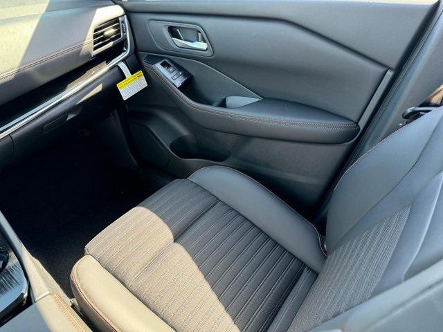 new 2025 Nissan Rogue car, priced at $32,195