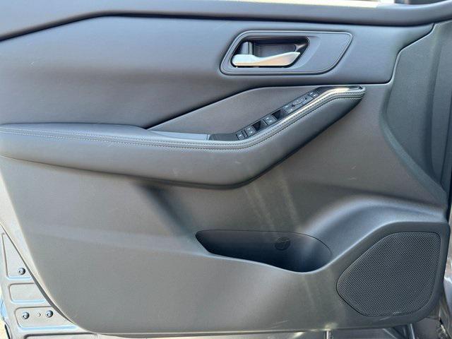 new 2025 Nissan Rogue car, priced at $32,230