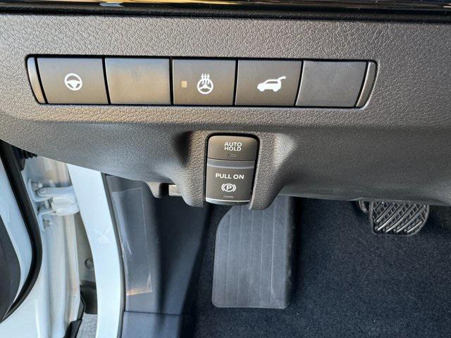 new 2025 Nissan Murano car, priced at $47,140