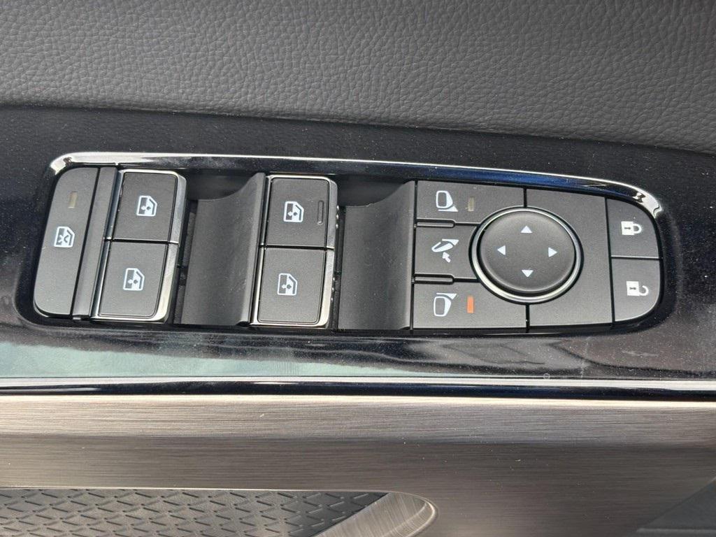 new 2025 Nissan Pathfinder car, priced at $45,310