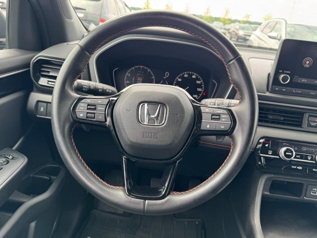 used 2023 Honda Pilot car, priced at $31,997