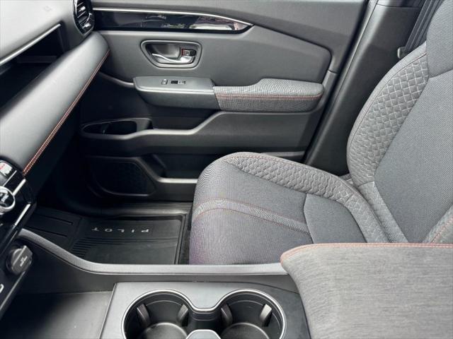 used 2023 Honda Pilot car, priced at $33,777