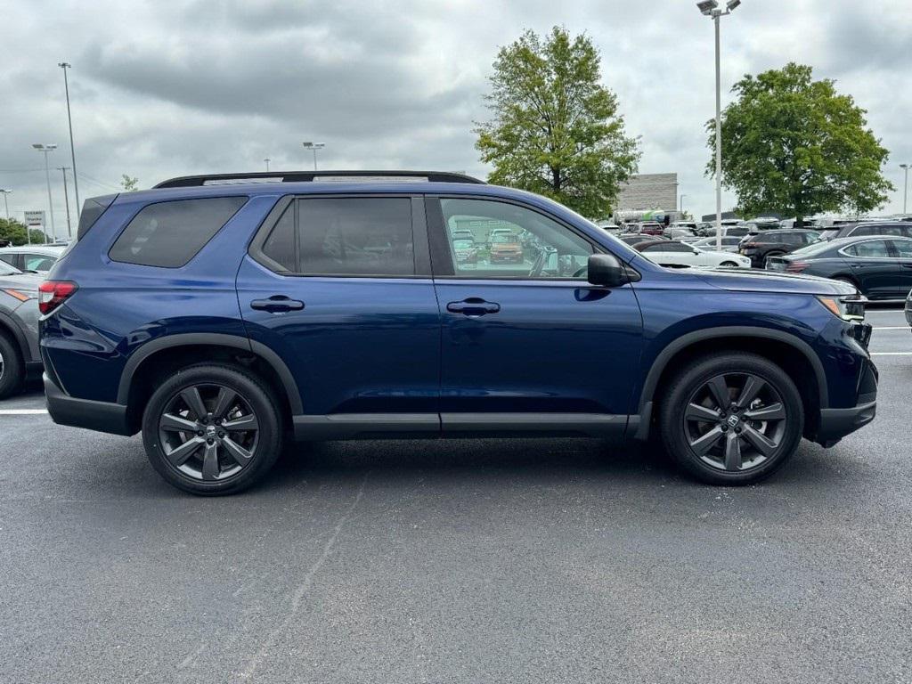 used 2023 Honda Pilot car, priced at $31,997