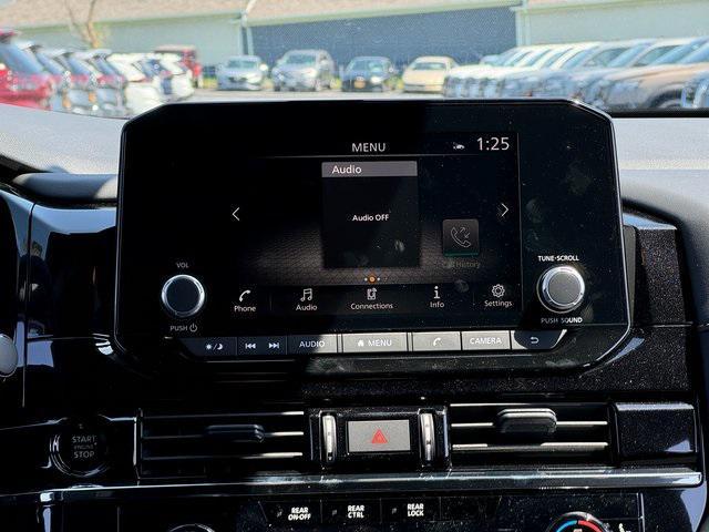 new 2025 Nissan Pathfinder car, priced at $43,600