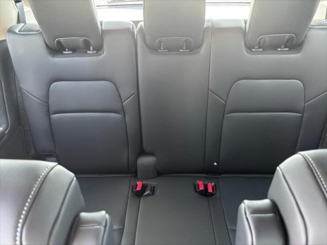 new 2025 Nissan Pathfinder car, priced at $43,450
