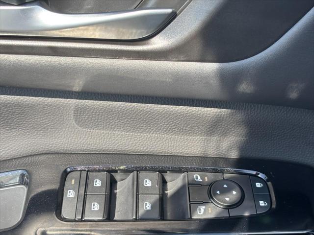 new 2025 Nissan Pathfinder car, priced at $43,450