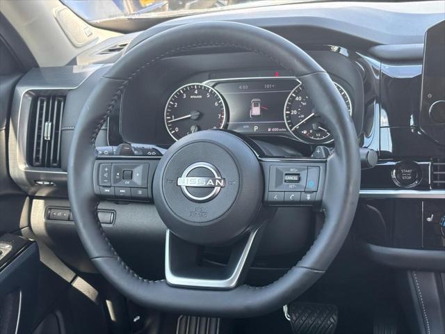 new 2025 Nissan Pathfinder car, priced at $43,450