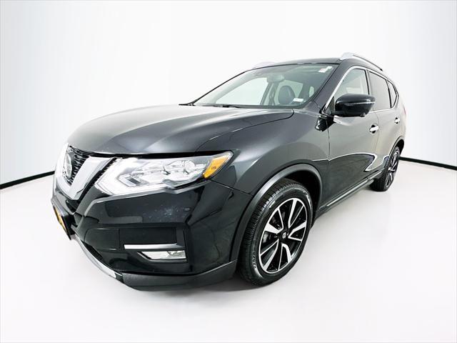 used 2020 Nissan Rogue car, priced at $17,995