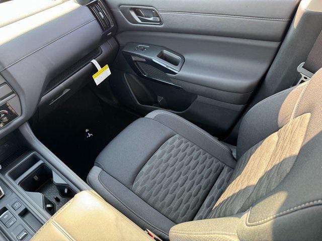 new 2025 Nissan Pathfinder car, priced at $35,010