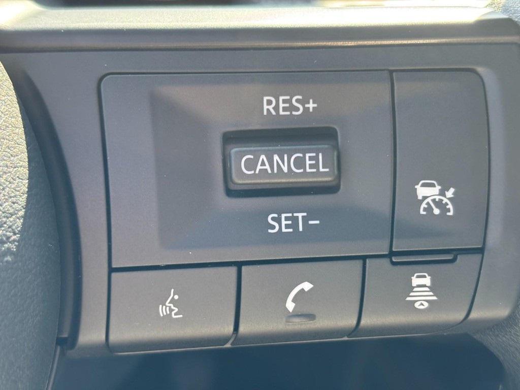 new 2025 Nissan Kicks car, priced at $26,868