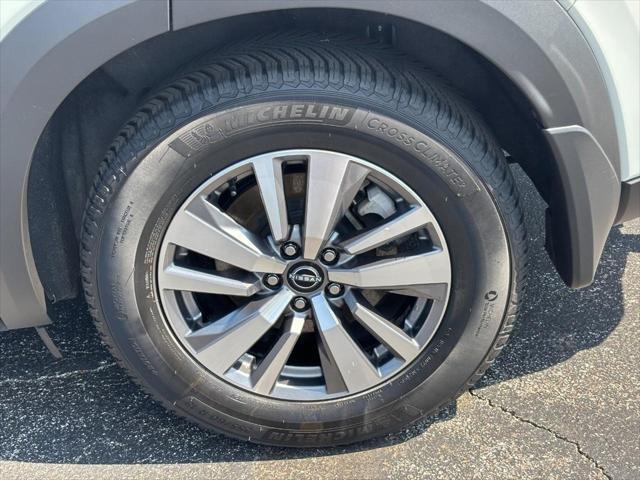used 2022 Nissan Pathfinder car, priced at $31,990