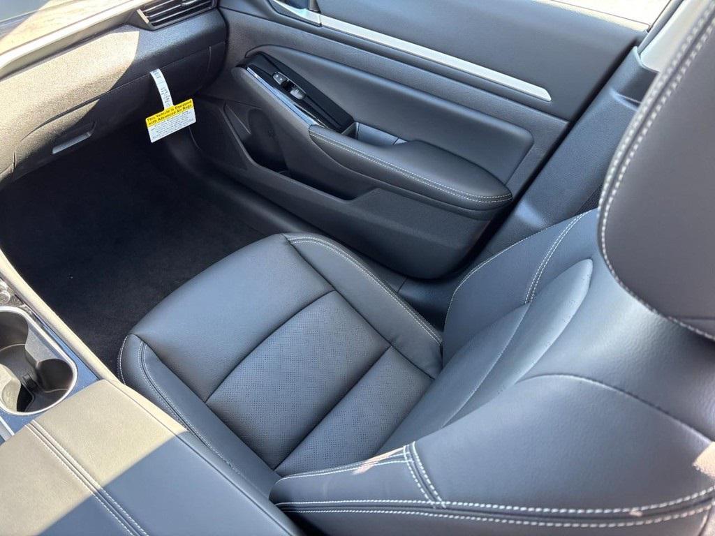 new 2025 Nissan Altima car, priced at $30,835