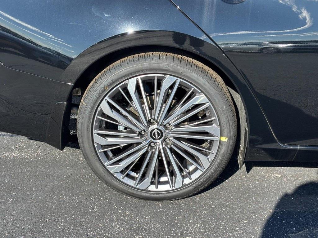 new 2025 Nissan Altima car, priced at $30,835