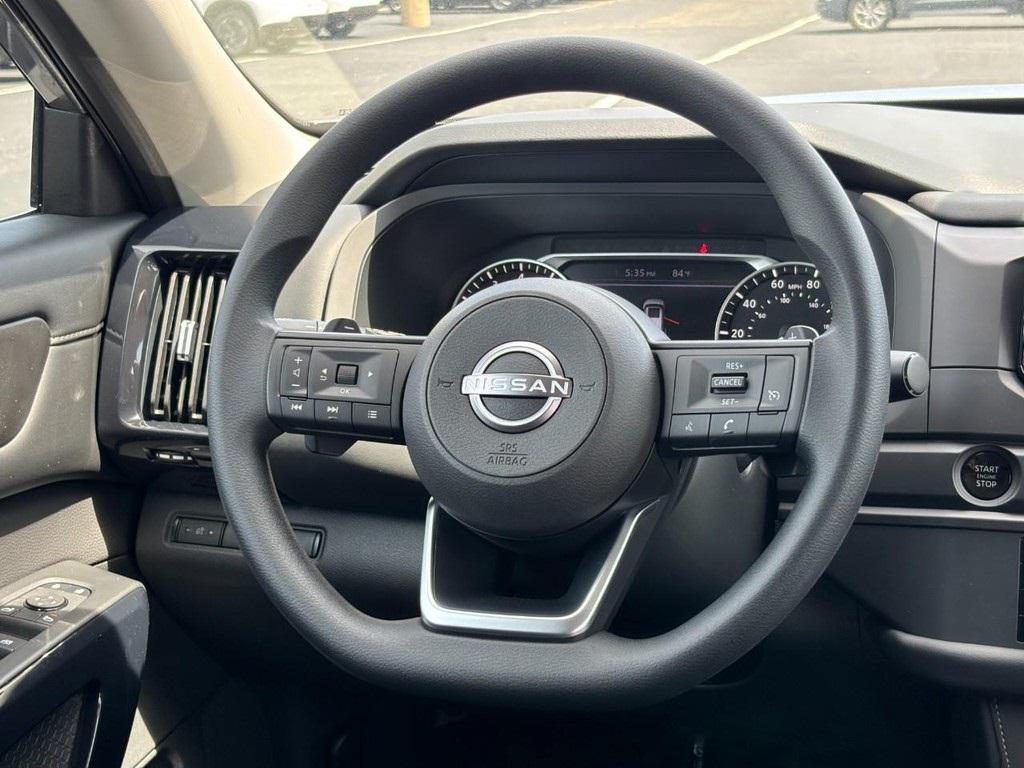 new 2025 Nissan Pathfinder car, priced at $36,715