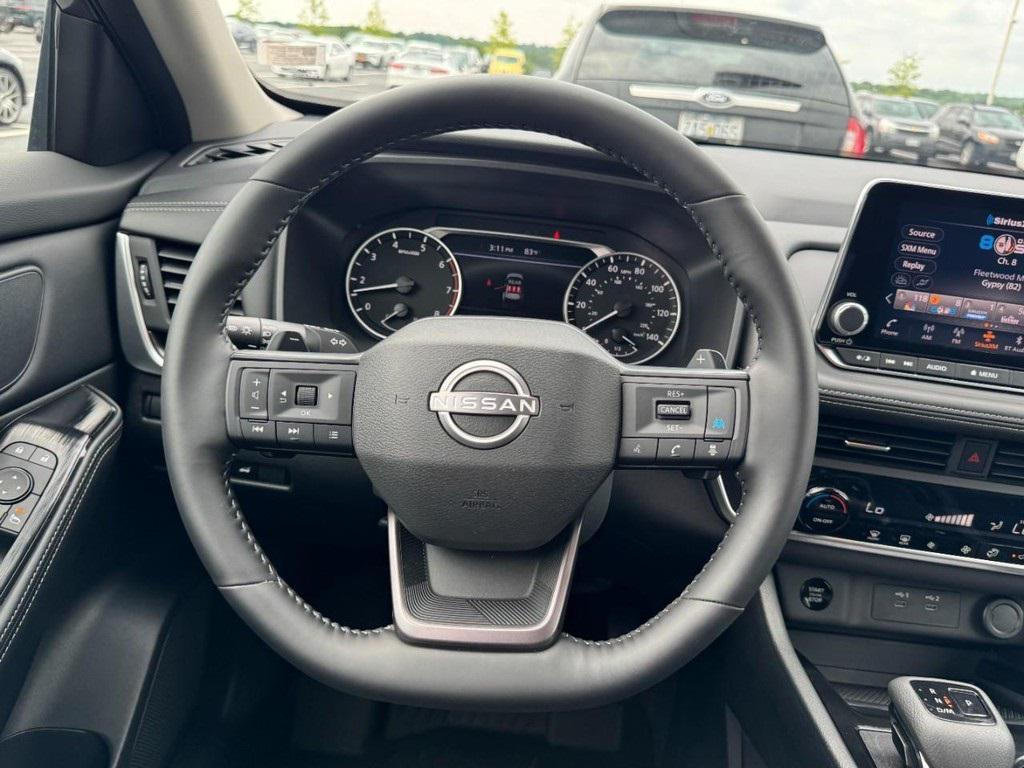 used 2025 Nissan Rogue car, priced at $28,888