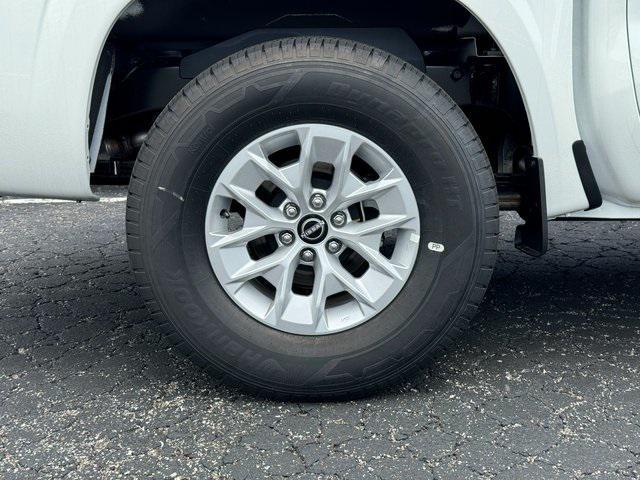 new 2025 Nissan Frontier car, priced at $32,860