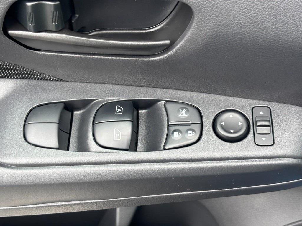 new 2025 Nissan Kicks car, priced at $21,865