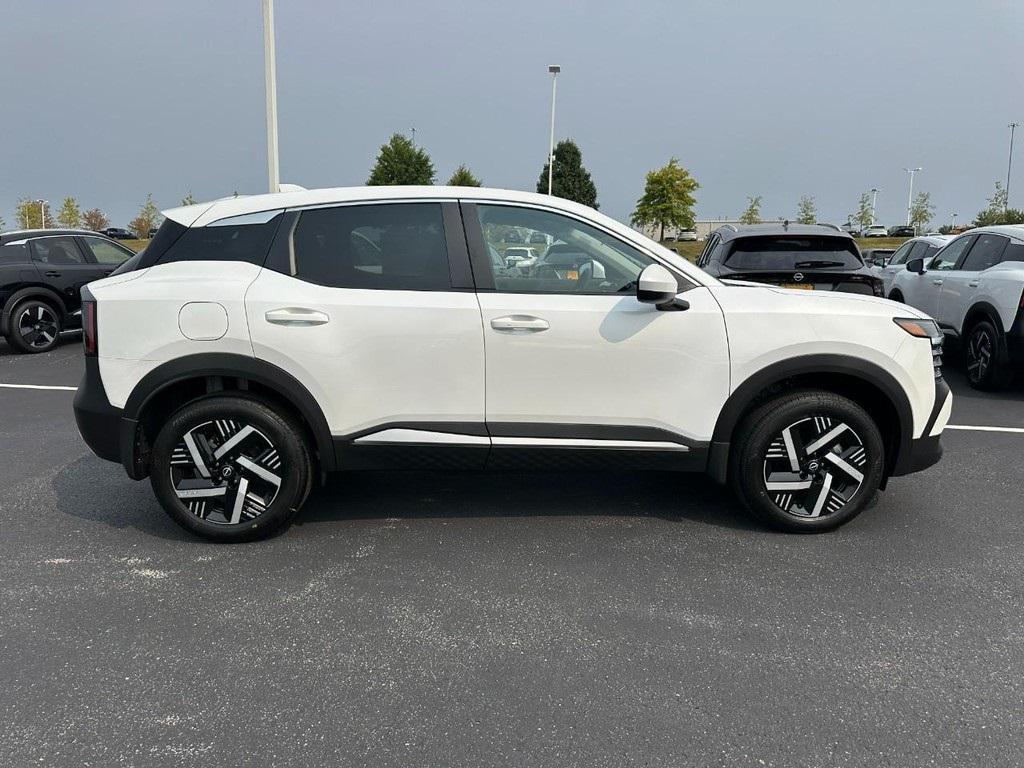 new 2025 Nissan Kicks car, priced at $24,053
