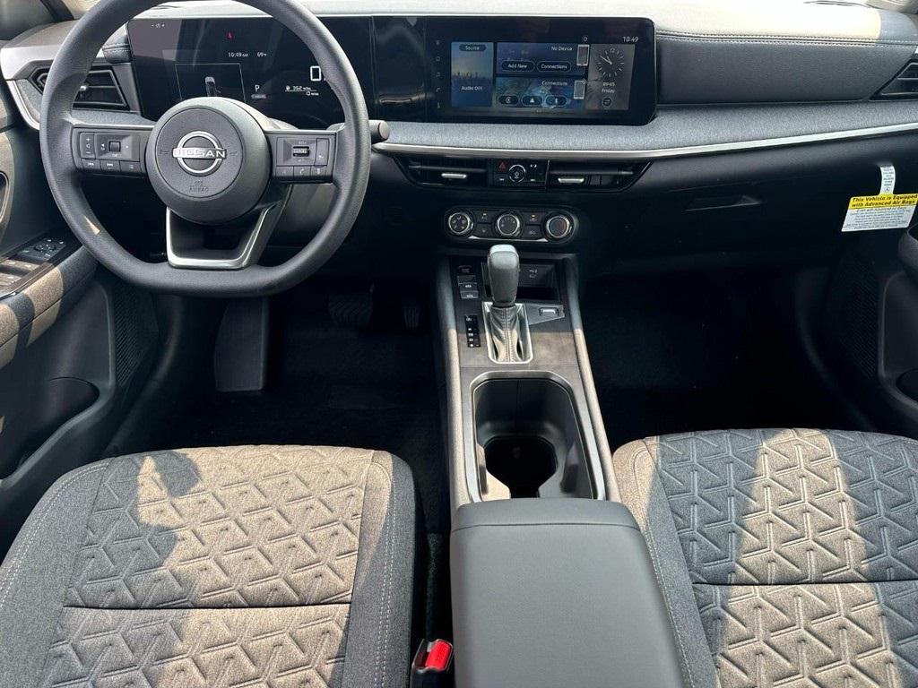 new 2025 Nissan Kicks car, priced at $24,053
