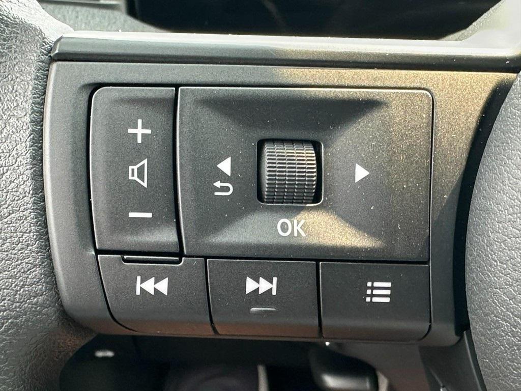 new 2025 Nissan Kicks car, priced at $24,053