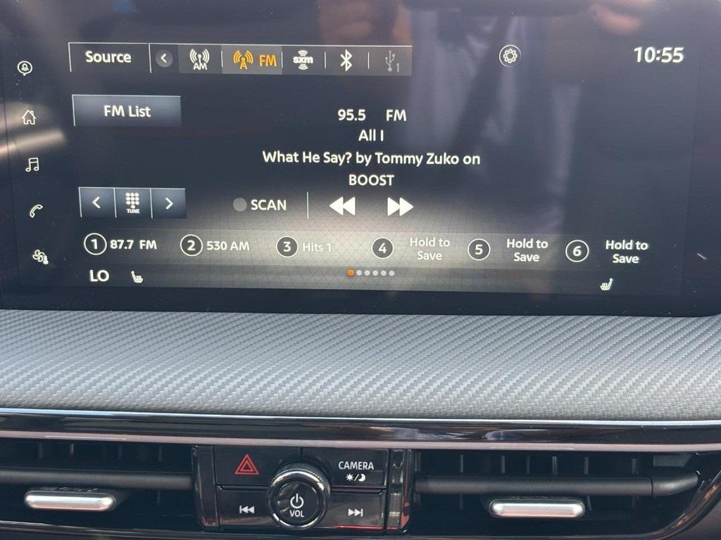 new 2025 Nissan Kicks car, priced at $29,668