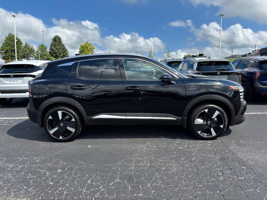 new 2025 Nissan Kicks car, priced at $29,668