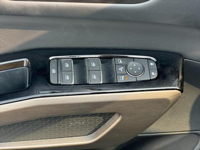 new 2025 Nissan Pathfinder car, priced at $50,105